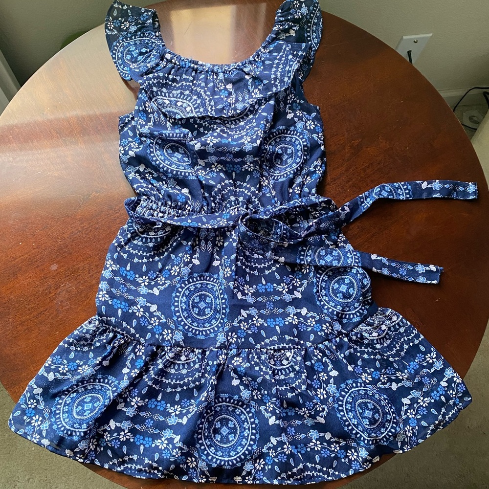 THE CHILDREN’S PLACE Size S 5/6 with belt NWT